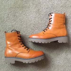 Altar’d State boots